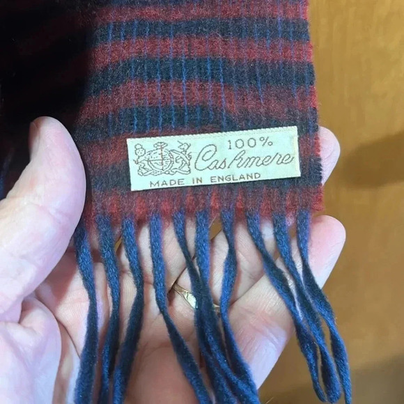 Cashmere scarf - Picture 5 of 5